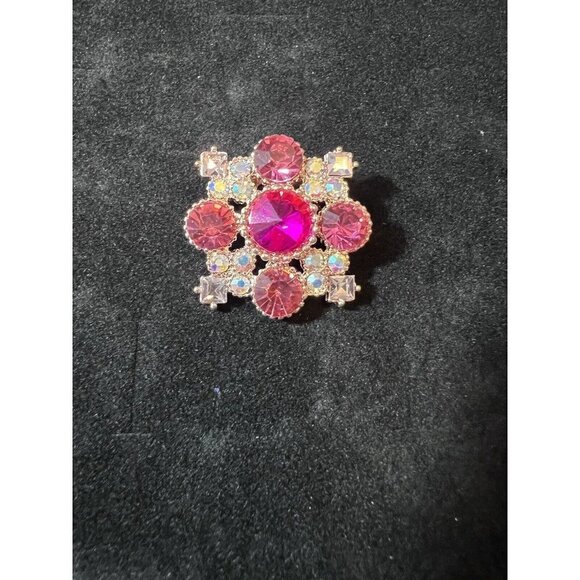 Dark Pink and Iridescent Crystals Rose Gold Plated Pin Brooch 1" - Picture 1 of 3